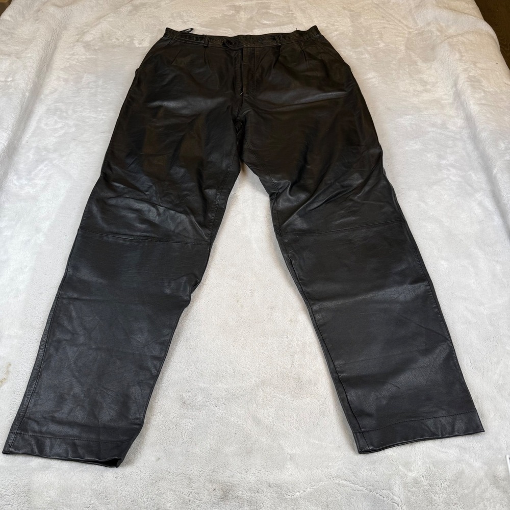 Chia Vintage Mens Black 100% Leather Pleated Straight Leg Pants Size 34‎